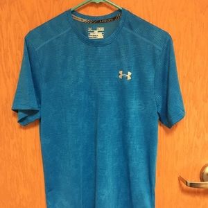 Under Armour Men’s Blue Shirt Medium heat gear